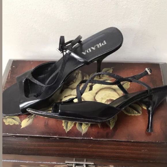 Prada sandal black leather size 38 - Picture 2 of 4